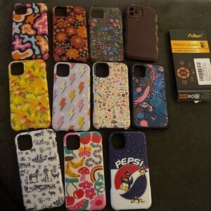 iPhone 11 cases and screen protector